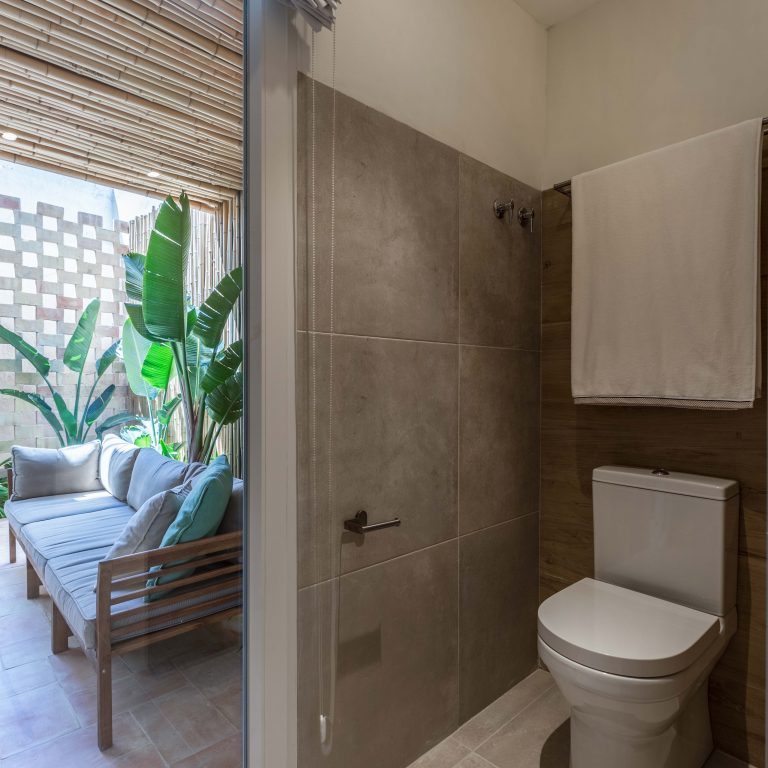 baño patio diseño interior Alberto García