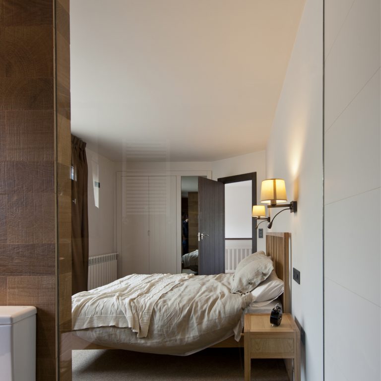 Dormitorios en suite interiorista Murcia Alberto García