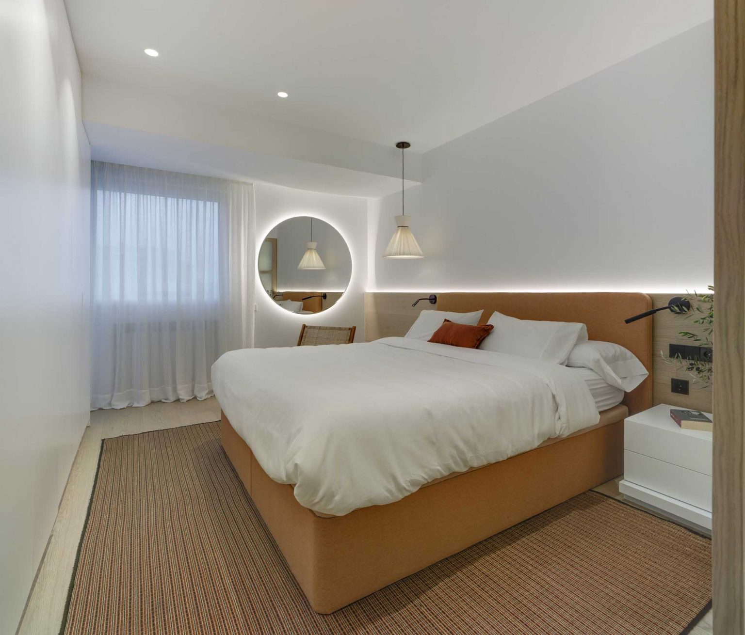 Dormitorio en suite Interioristas murcia Alberto Garcia