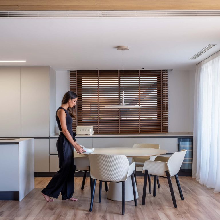 cocina-comedor-atico-entrejardines-murcia-alberto-garcia-diseno-interior