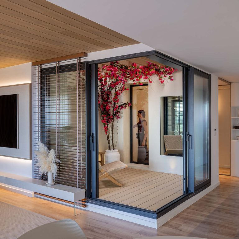 patio-ingles-microcemento-atico-entrejardines-murcia-alberto-garcia-diseno-interior