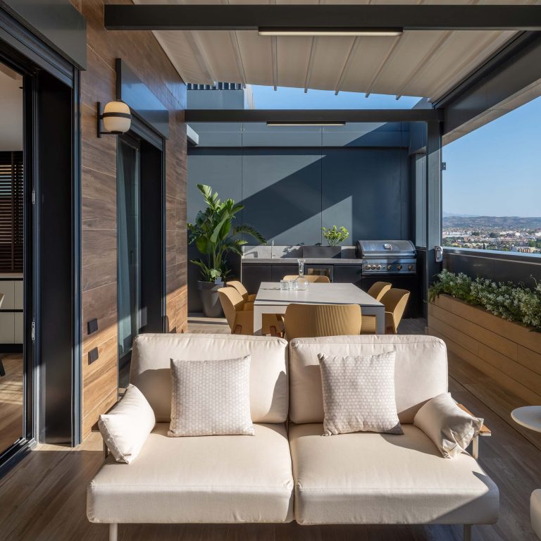 terraza-entrejardines-atico-alberto-garcia-diseno-interior