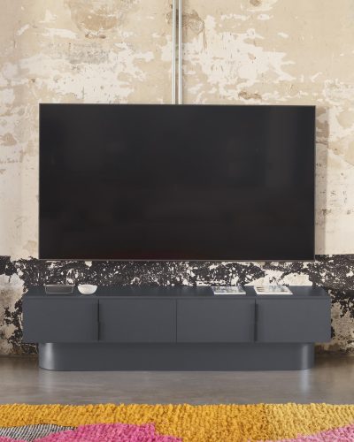 mueble-tv-totem-teulat-gris-antracita-ambiente-1