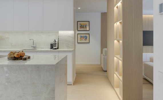 cocina abierta al salón murcia Alberto García Interiorista