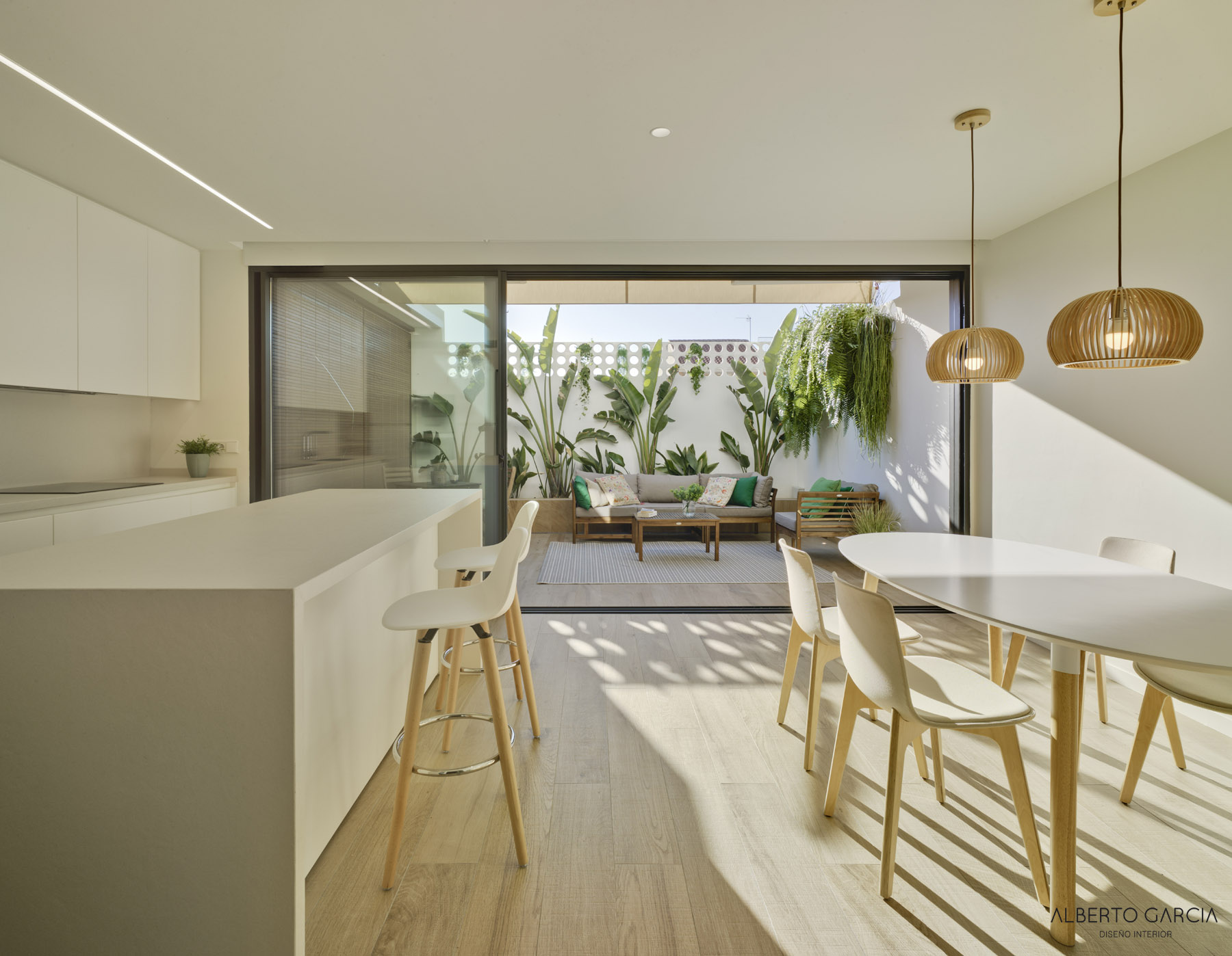 cocina abierta al exterior Alberto García Diseño Interior