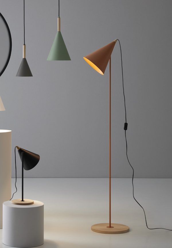 lámpara de pie berka massmi